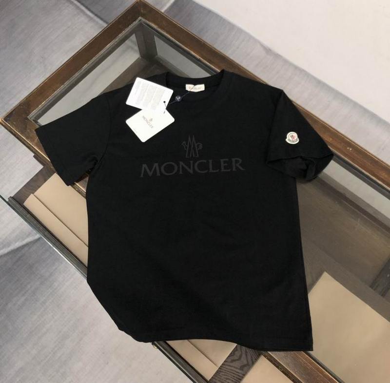 Moncler T-shirts 139